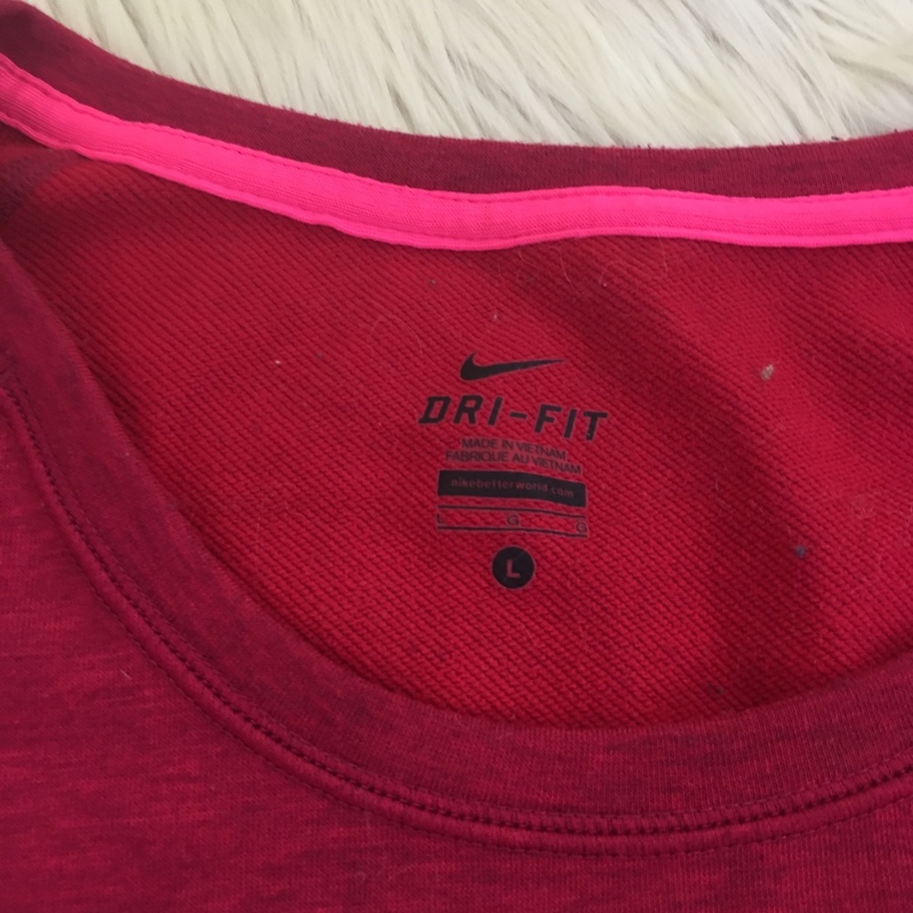 💕SOLD💕Nike Dri Fit Pink Crewneck Sweatshirt - Picture 3 of 4